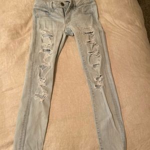 American Eagle ripped jeans size 2